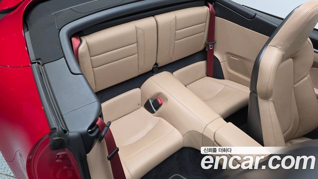 Porsche 911 2021 — photo 17