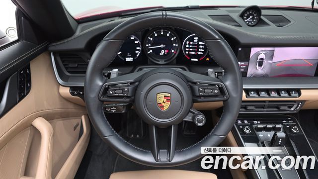 Porsche 911 2021 — photo 19