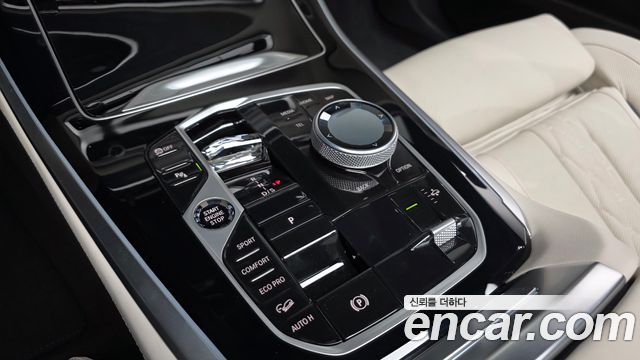 BMW X5 2025 — photo 12