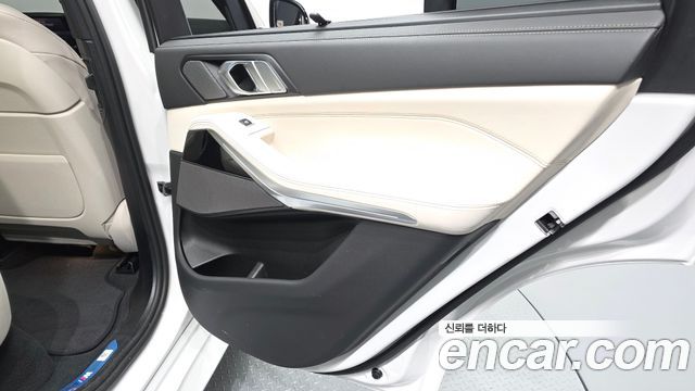 BMW X5 2025 — photo 15