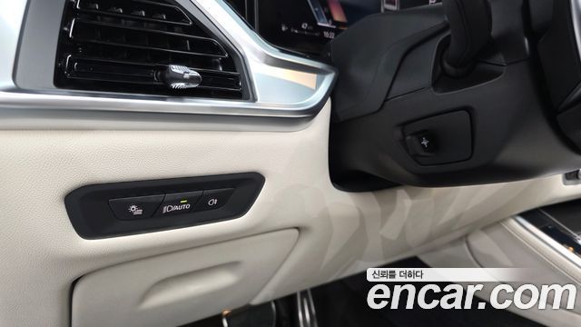 BMW X5 2025 — photo 28