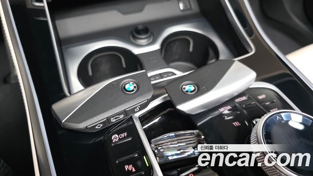 BMW X5 2025 — photo 32