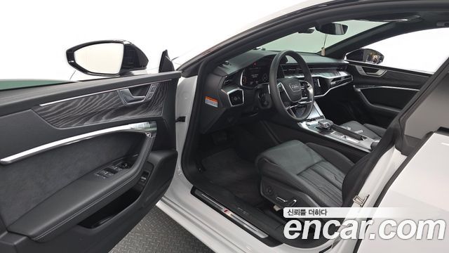 Audi A7 2025 — photo 13