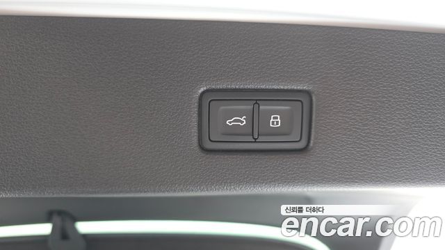 Audi A7 2025 — photo 23