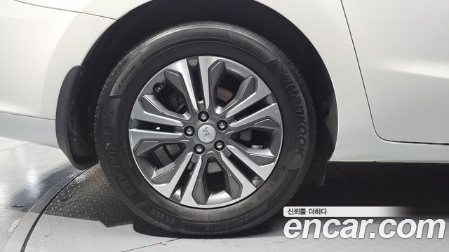 Kia Canival 2019 — photo 5