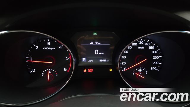 Kia Canival 2019 — photo 11