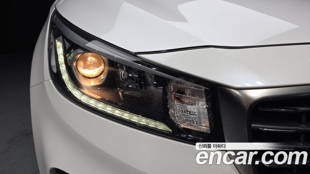 Kia Canival 2019 — photo 8