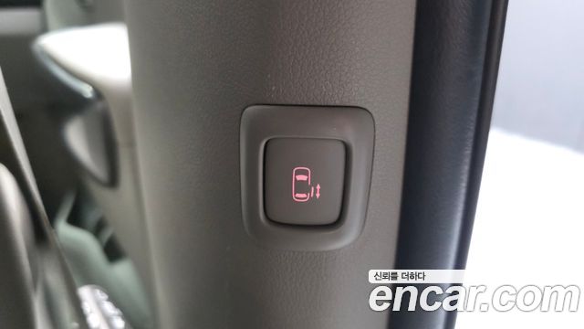 Kia Canival 2019 — photo 30