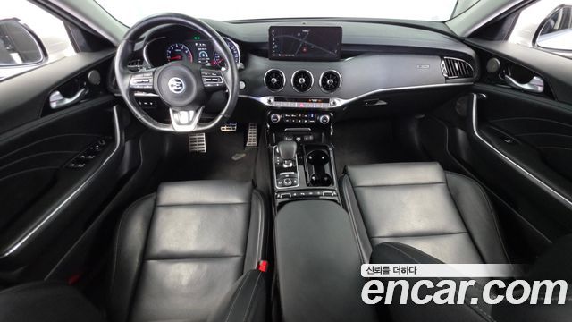 Kia Stinger 2021 — photo 10