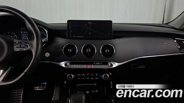 Kia Stinger 2021 — photo 20