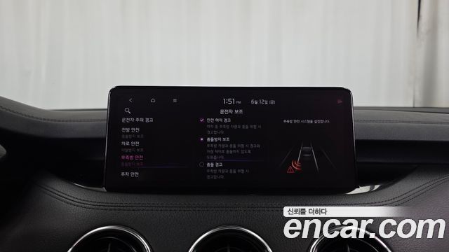 Kia Stinger 2021 — photo 22