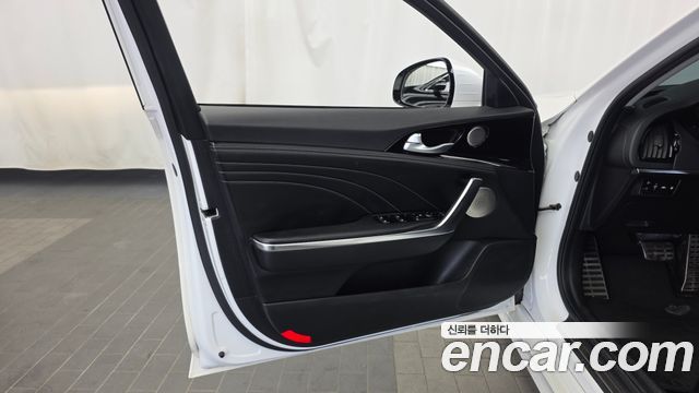 Kia Stinger 2021 — photo 14