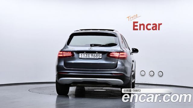 Mercedes-Benz GLC-Class 2018 — photo 4