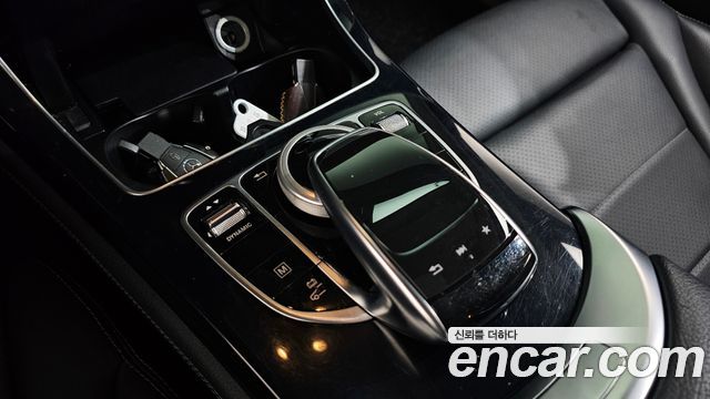 Mercedes-Benz GLC-Class 2018 — photo 30