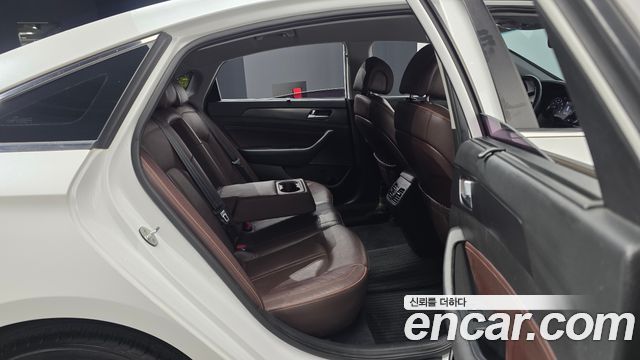 Hyundai Sonata 2017 — photo 17