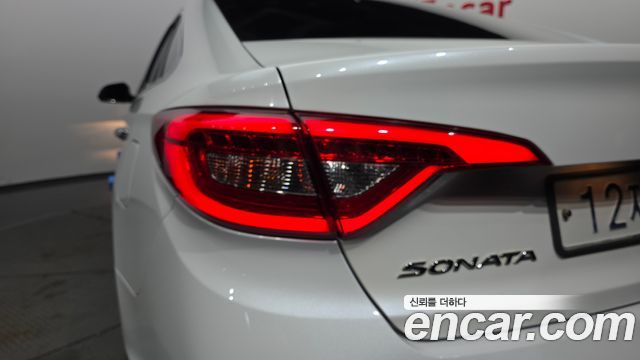 Hyundai Sonata 2017 — photo 9