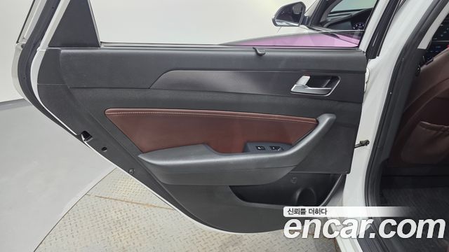 Hyundai Sonata 2017 — photo 15