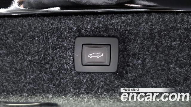 Cadillac CT6 2018 — photo 35