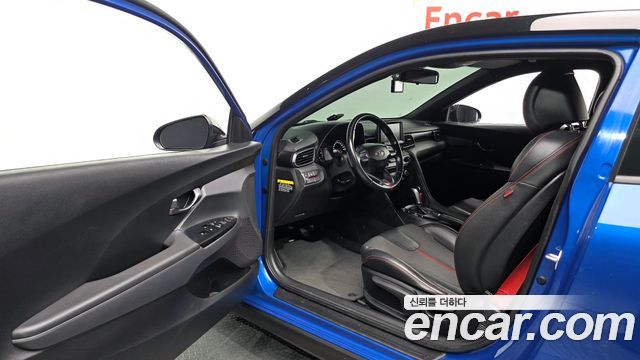 Hyundai Veloster 2018 — photo 10