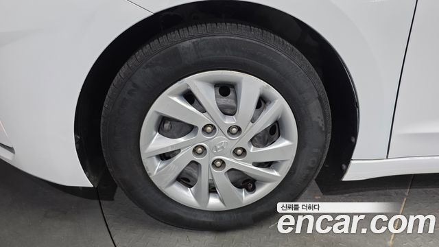 Hyundai AVANTE 2020 — photo 5