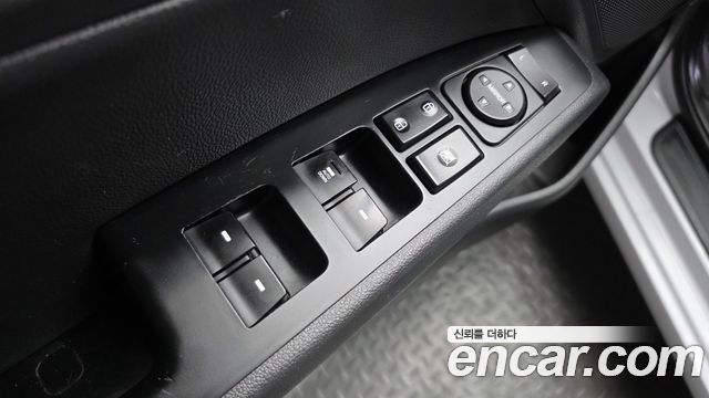 Hyundai AVANTE 2020 — photo 13
