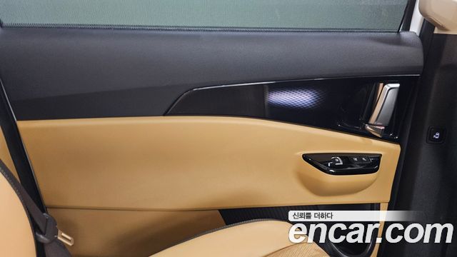 Kia Canival 2021 — photo 15