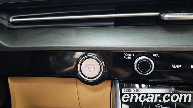 Kia Canival 2021 — photo 27