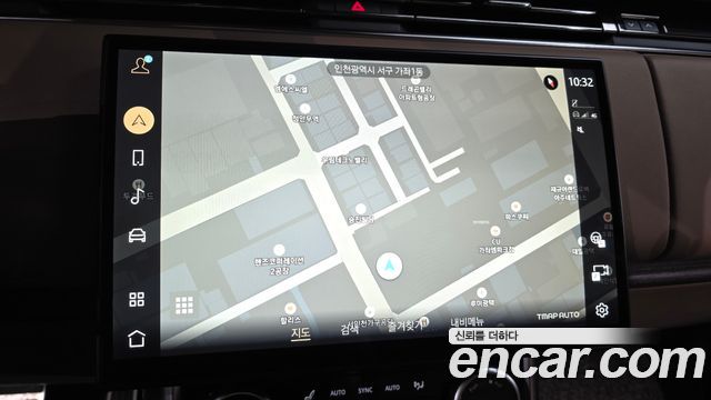 Land Rover Range Rover 2023 — photo 27