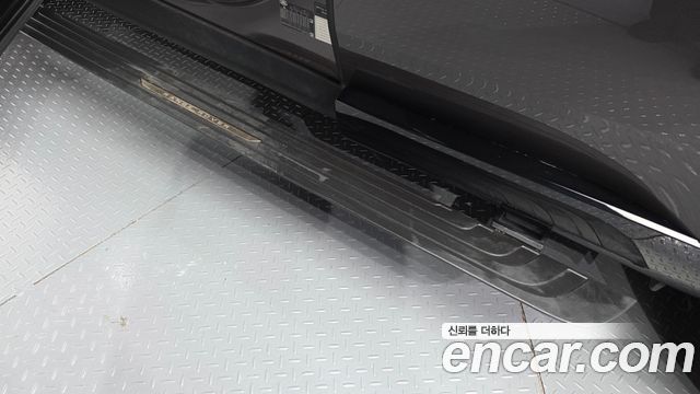 Land Rover Range Rover 2023 — photo 36