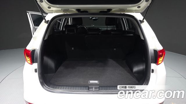 Kia Sportage 2016 — photo 20