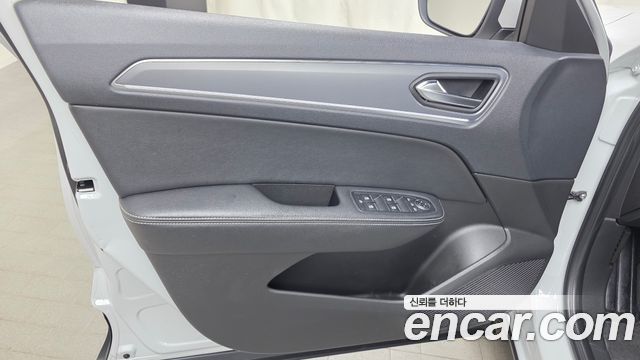 Renault Korea XM3 2023 — photo 14