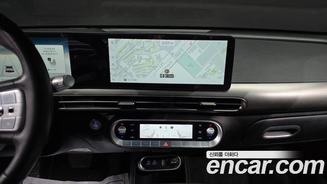 Genesis GV60 2022 — photo 13