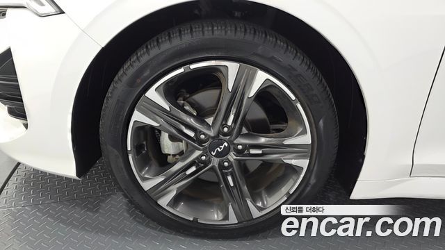 Kia K5 2023 — photo 5
