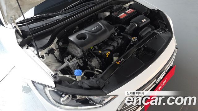 Hyundai AVANTE 2017 — photo 6