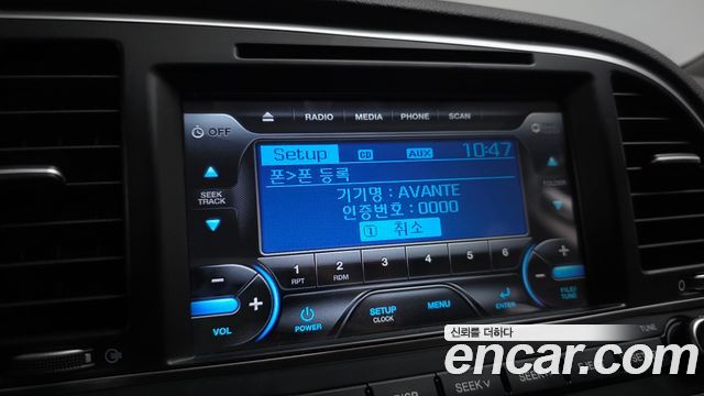 Hyundai AVANTE 2017 — photo 15