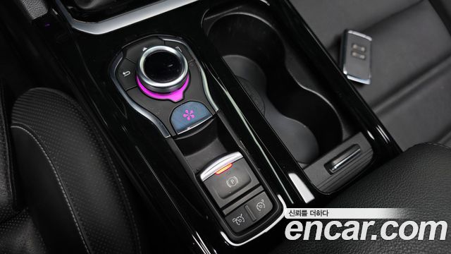 Renault Korea SM6 2019 — photo 26