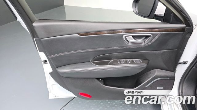Renault Korea SM6 2019 — photo 14