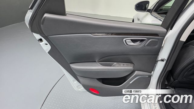Renault Korea SM6 2019 — photo 15
