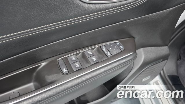 Renault Korea SM6 2019 — photo 28