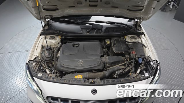 Mercedes-Benz GLA-Class 2019 — photo 6