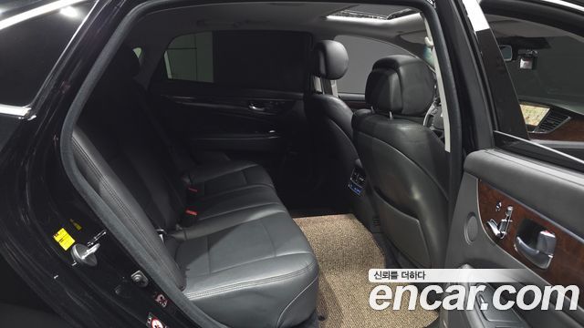 Hyundai Equus 2013 — photo 17