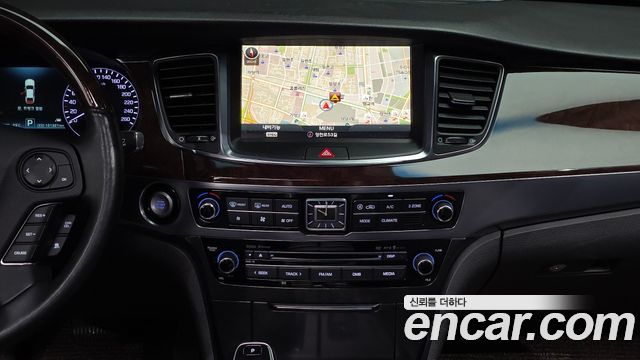 Hyundai Equus 2013 — photo 21