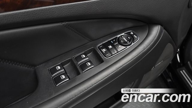 Hyundai Equus 2013 — photo 27