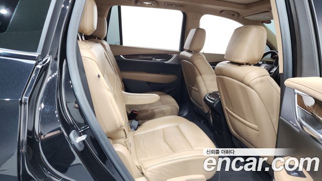 Cadillac XT6 2021 — photo 17