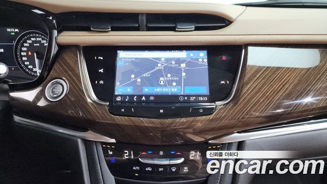 Cadillac XT6 2021 — photo 18