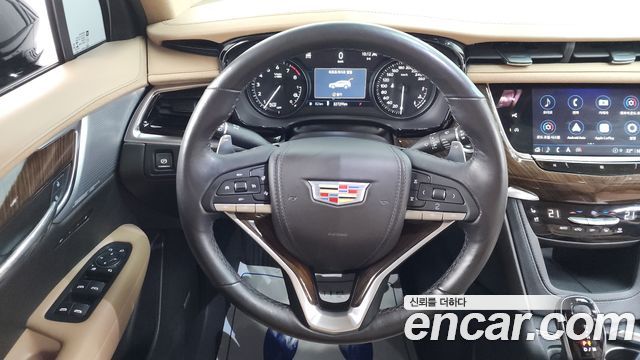 Cadillac XT6 2021 — photo 19