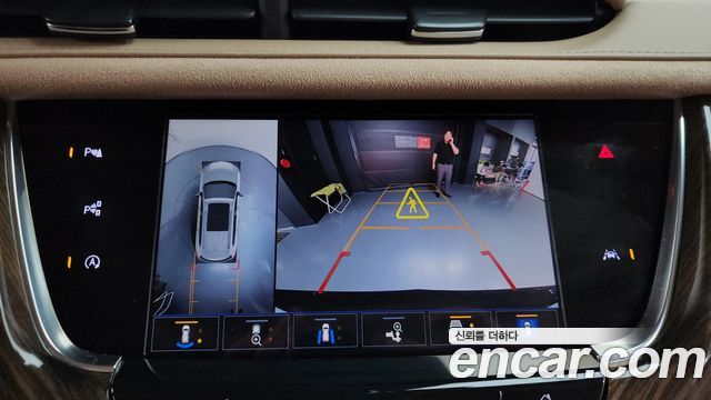 Cadillac XT6 2021 — photo 20