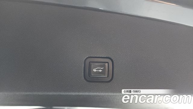 Cadillac XT6 2021 — photo 23