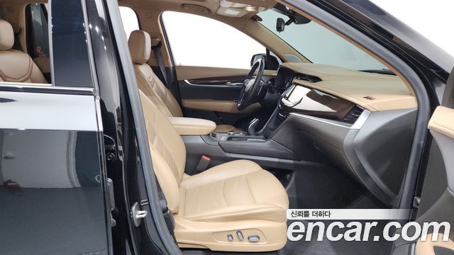 Cadillac XT6 2021 — photo 16