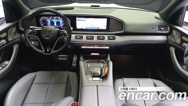 Mercedes-Benz GLS-Class 2026 — photo 10